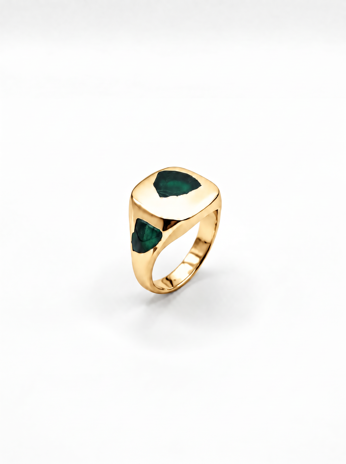 Cushion Ring Large - 9ct Gold